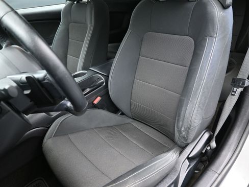 Used 2016 Ford Mustang Convertible w/ Equipment Group 051A image 20