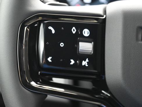 New 2026 Land Rover Range Rover Evoque S image 18