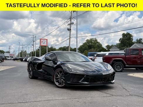 Used 2024 Chevrolet Corvette Stingray Preferred Cpe w/ Battery Protection Package RWD image 1