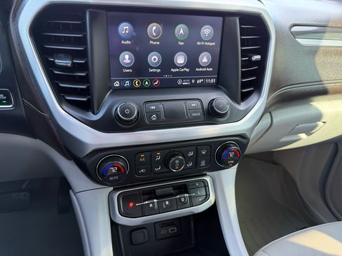 Used 2021 GMC Acadia SLT image 30