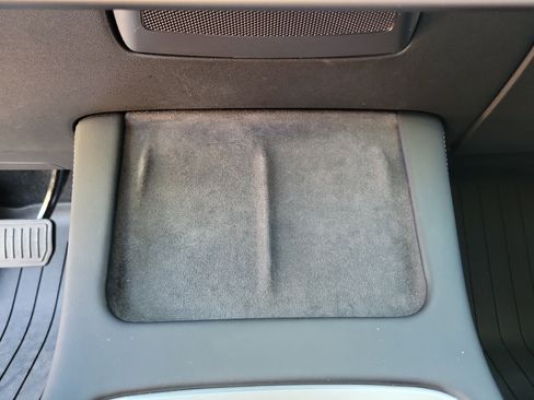 Used 2023 Tesla Model 3 Standard Range image 27