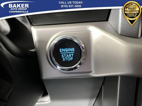 Used 2022 Ford F150 XLT w/ Equipment Group 302A High image 17