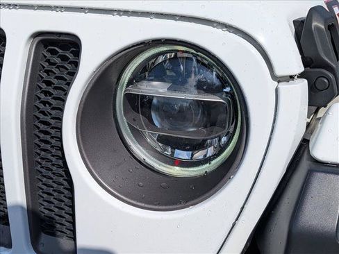 Used 2020 Jeep Wrangler Unlimited Rubicon AWD/4WD image 2