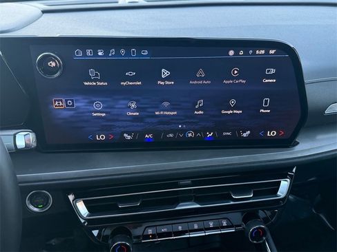 Used 2025 Chevrolet Traverse LT w/ Sun and Wheel Package image 21