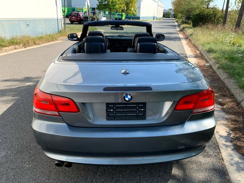 Used 2010 BMW 328i Convertible image 8