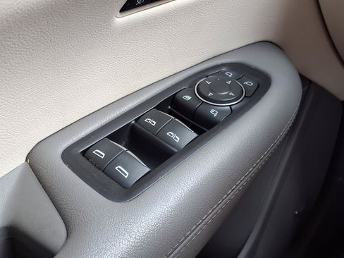 Used 2023 Cadillac XT5 Premium Luxury FWD image 11