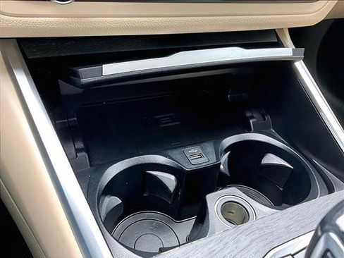 Used 2018 BMW 320i Sedan RWD image 23