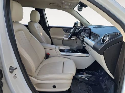 Used 2020 Mercedes-Benz GLB 250 4MATIC image 15