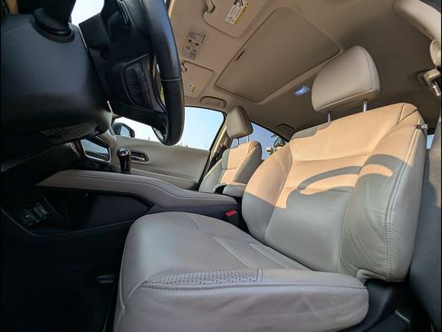 Used 2017 Honda HR-V EX-L image 28