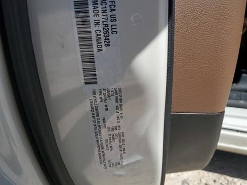 Used 2020 Chrysler Pacifica Limited w/ Advanced Safetytec Group image 12