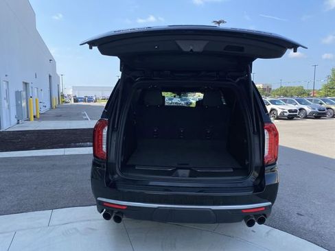 Used 2021 GMC Yukon XL Denali w/ Denali Ultimate Package AWD/4WD image 29
