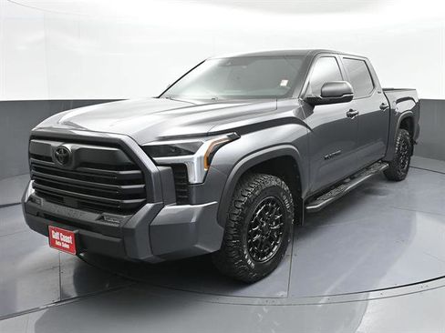 Certified 2025 Toyota Tundra SR5 image 1