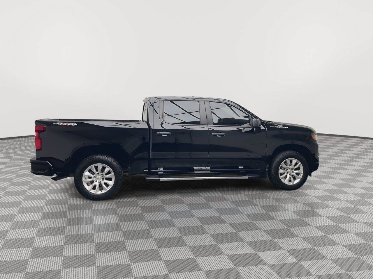 Certified 2023 Chevrolet Silverado 1500 Custom AWD/4WD image 39