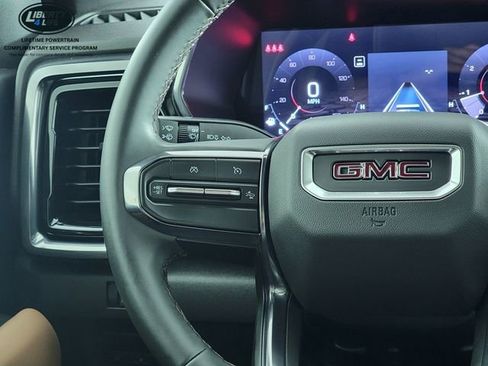 Used 2024 GMC Canyon AT4 w/ Canyon Safety Plus Package AWD/4WD image 27