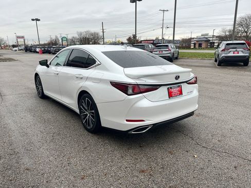 Used 2024 Lexus ES 350 w/ Premium Package image 3