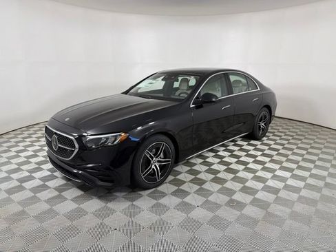 New 2027 Mercedes-Benz E 450 4MATIC Sedan image 3