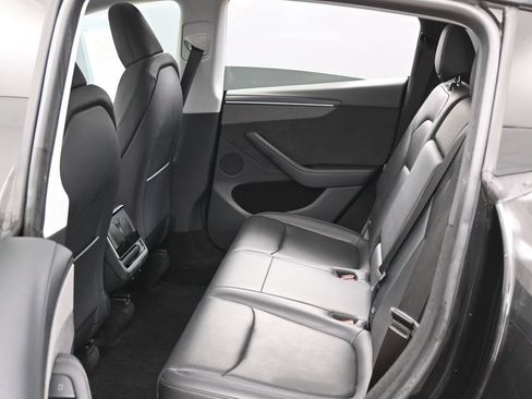 Used 2026 Tesla Model Y Long Range RWD image 35