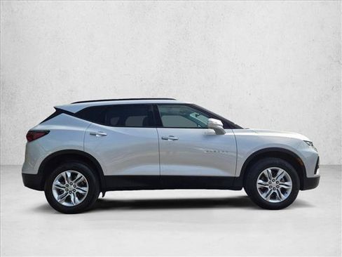 Used 2019 Chevrolet Blazer LT FWD image 4