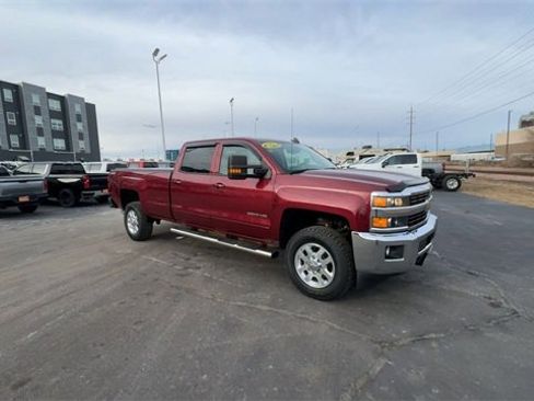 Used 2015 Chevrolet Silverado 2500 LT w/ LT Convenience Package image 2
