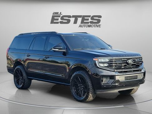 Used 2026 Ford Expedition Max Platinum w/ Stealth Performance Package AWD/4WD image 5