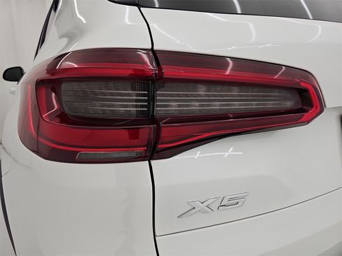 Used 2019 BMW X5 xDrive40i w/ Premium Package 2 image 53