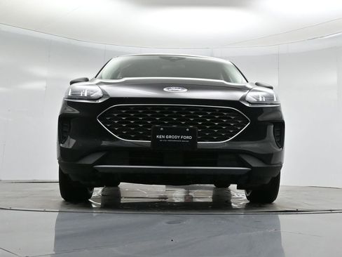 Certified 2022 Ford Escape SE w/ Convenience Package image 47