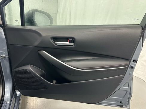 Used 2025 Toyota Corolla SE w/ SE Premium Package image 54