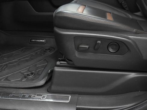 Used 2023 GMC Sierra 1500 AT4 w/ AT4 Premium Package image 24