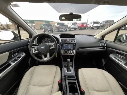 Used 2016 Subaru Crosstrek 2.0i Limited image 30