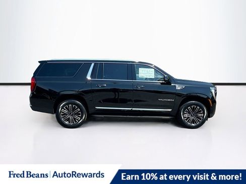 New 2026 GMC Yukon XL Elevation w/ Elevation Premium Package AWD/4WD image 10
