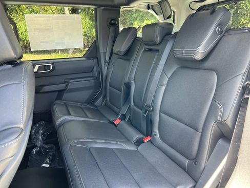 New 2025 Ford Bronco Big Bend image 24