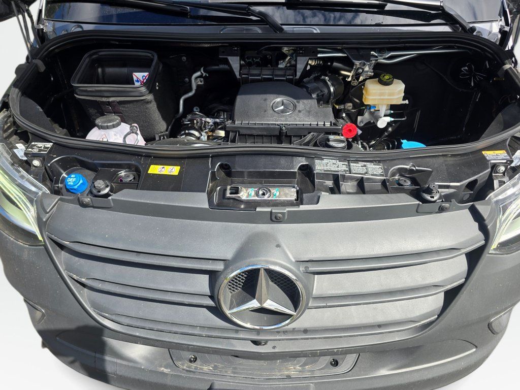 New 2026 Mercedes-Benz Sprinter 2500 image 11