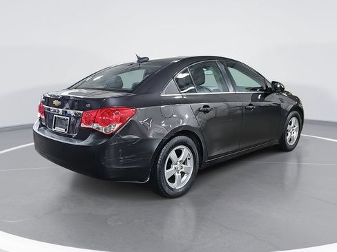 Certified 2016 Chevrolet Cruze LT w/ Technology Package FWD image 3