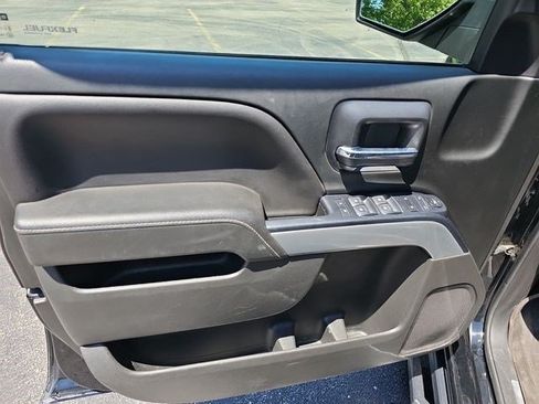 Used 2018 Chevrolet Silverado 1500 LT w/ All Star Edition AWD/4WD image 19