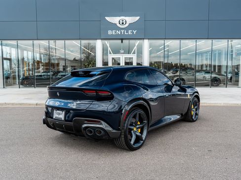 Used 2025 Ferrari Purosangue image 3