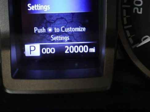 Used 2020 Toyota Tacoma TRD Sport image 30