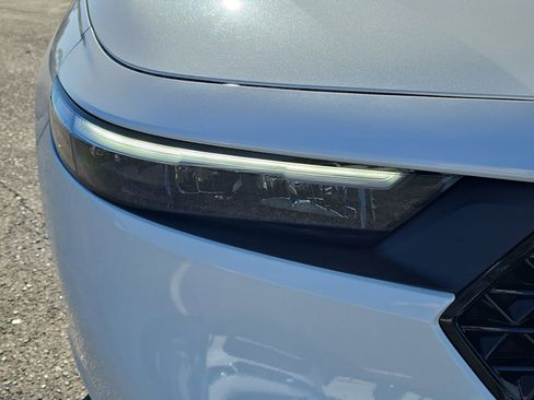 Certified 2024 Honda Accord LX image 7