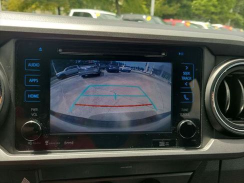 Certified 2019 Toyota Tacoma TRD Sport RWD image 17