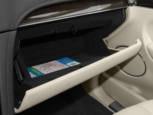 Used 2016 Lincoln MKT AWD w/ Equipment Group 201A image 16