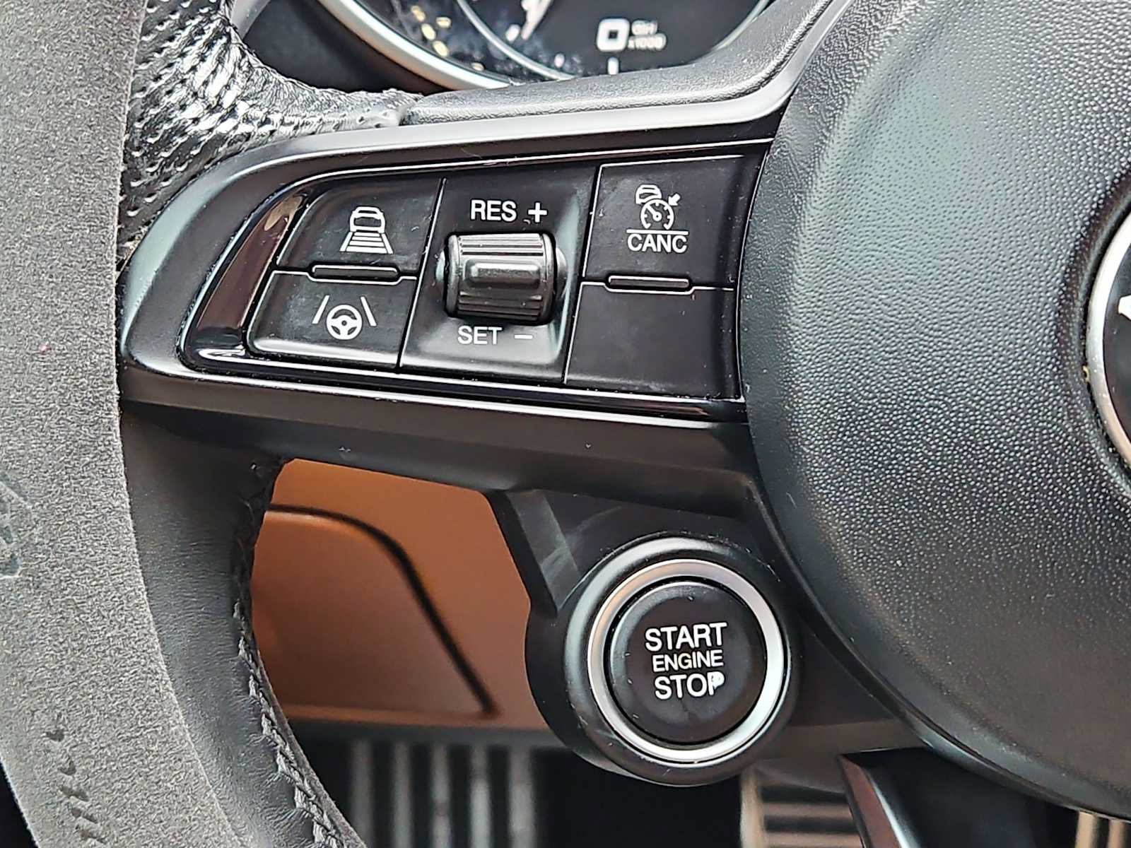 Used 2020 Alfa Romeo Giulia Ti Sport RWD image 23