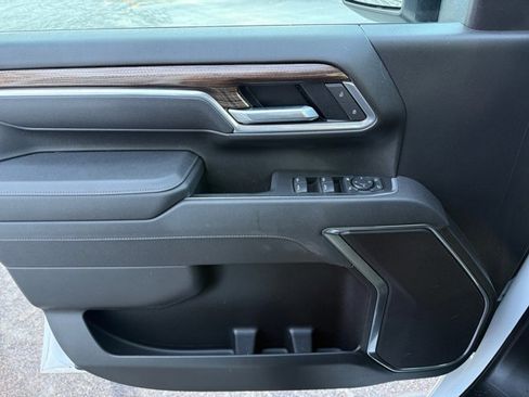 Certified 2025 Chevrolet Silverado 2500 LT w/ Trail Boss Package image 23