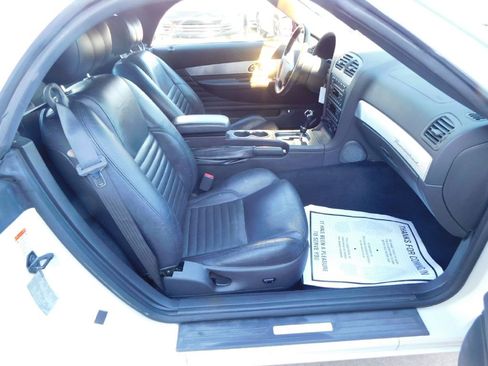 Used 2002 Ford Thunderbird image 34