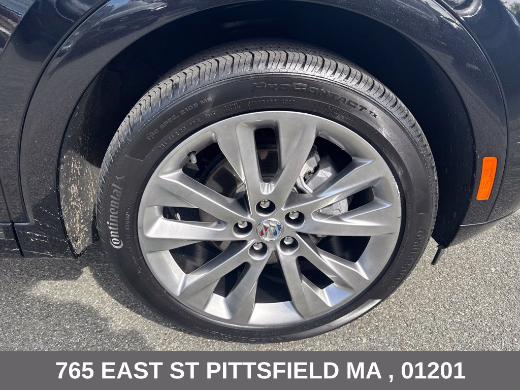 Used 2023 Buick Envision Avenir AWD/4WD image 35