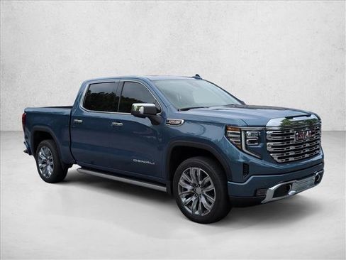 Used 2026 GMC Sierra 1500 Denali w/ Denali Reserve Package AWD/4WD image 3