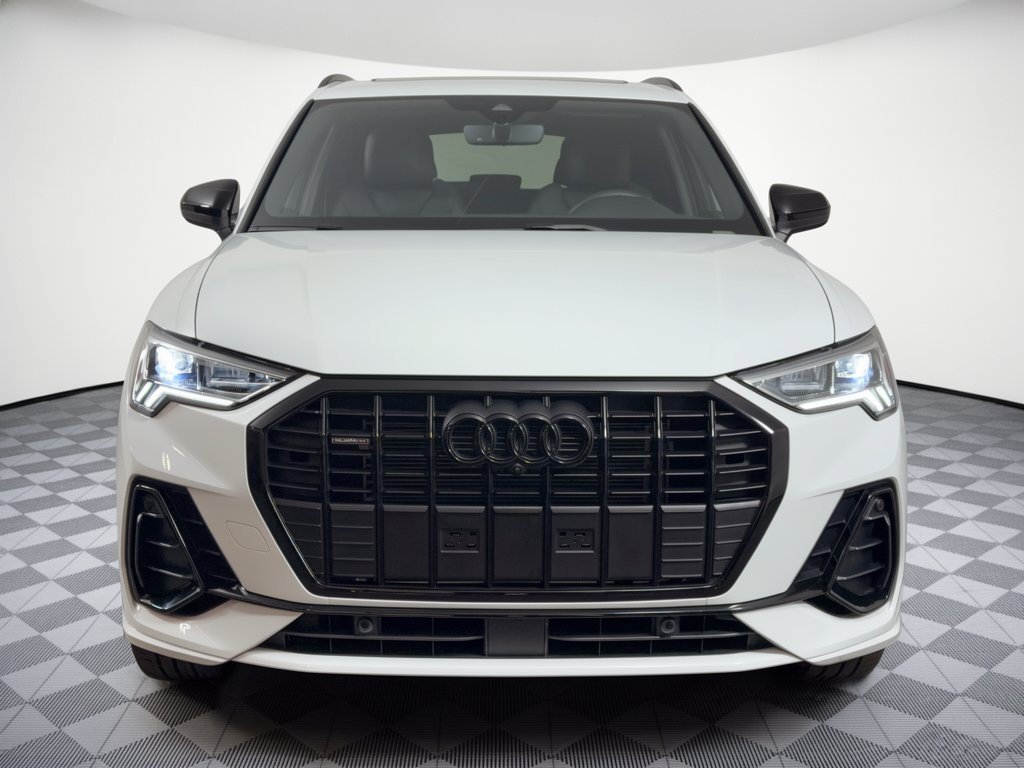 Used 2025 Audi Q3 2.0T Premium Plus w/ Premium Plus Package AWD/4WD image 6