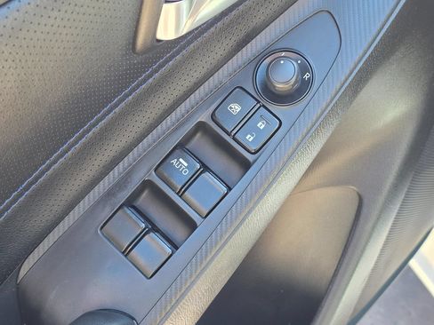 Used 2019 Toyota Yaris XLE FWD image 26