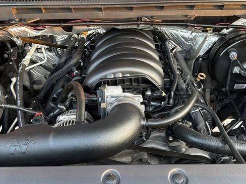 Used 2015 GMC Sierra 1500 SLT w/ SLT Crew Cab Value Package image 9