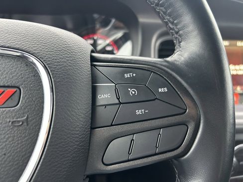 Used 2023 Dodge Charger SXT w/ Blacktop Package image 18