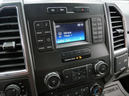 Used 2017 Ford F250 XLT w/ XLT Value Package AWD/4WD image 33