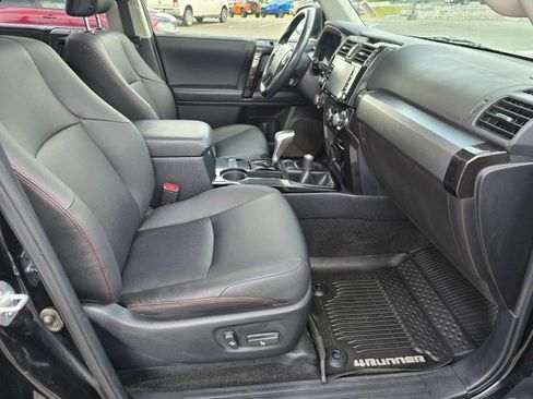 Used 2020 Toyota 4Runner TRD Off-Road Premium image 13